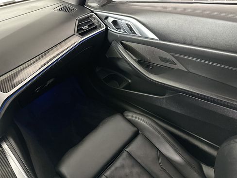 Used 2022 BMW M4 Competition w/ M Carbon Exterior Package image 21