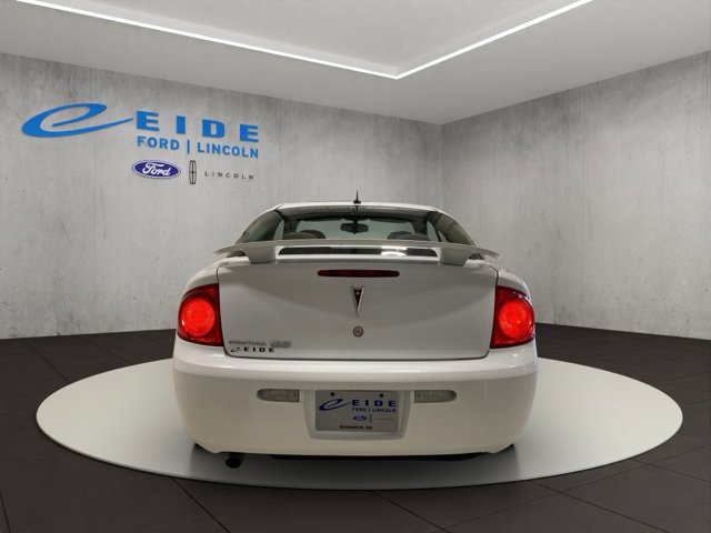 Used 2009 Pontiac G5 w/ Sun And Sound Package FWD image 9