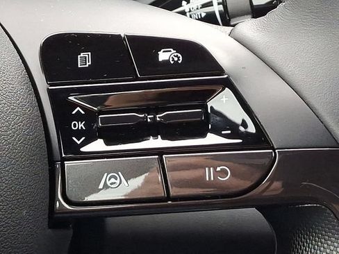 Certified 2025 Hyundai Elantra Sport FWD image 22
