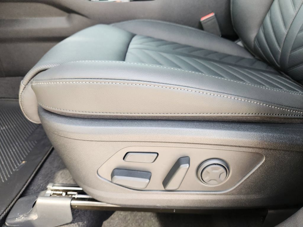 New 2026 Kia Sorento SX Prestige AWD/4WD image 17