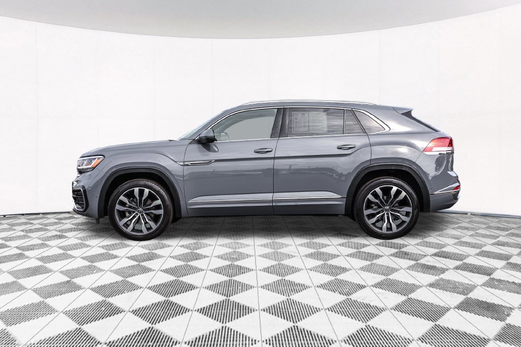 Certified 2023 Volkswagen Atlas Cross Sport SEL Premium R-Line AWD/4WD image 17
