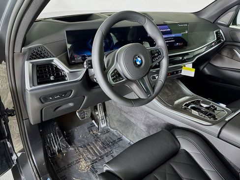 New 2026 BMW X5 xDrive40i w/ M Sport Package AWD/4WD image 9
