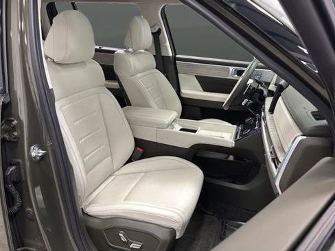 Used 2025 Hyundai Santa Fe Calligraphy image 23