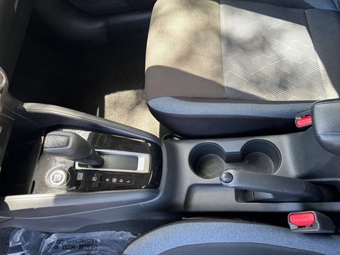 Used 2025 Nissan Versa SV FWD image 39