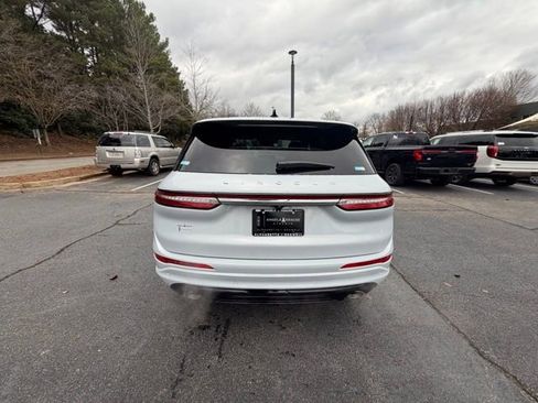 New 2026 Lincoln Corsair Premiere image 8