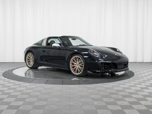 Certified 2019 Porsche 911 Targa 4 GTS image 9