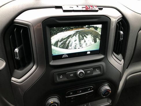 Used 2019 Chevrolet Silverado 1500 Custom Trail Boss w/ Custom Convenience Package image 10