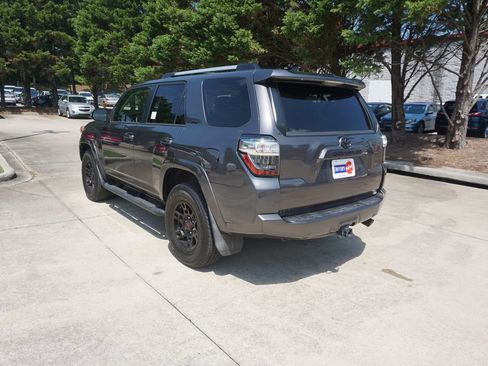Used 2021 Toyota 4Runner SR5 Premium w/ Moonroof Package AWD/4WD image 22