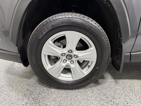 Used 2021 Toyota RAV4 XLE image 28