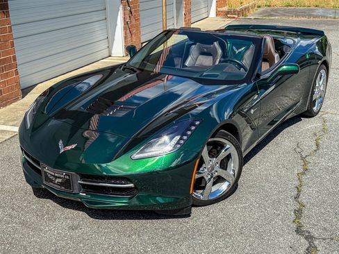 Used 2014 Chevrolet Corvette Stingray Convertible w/ 3LT Preferred Equipment Group RWD image 11