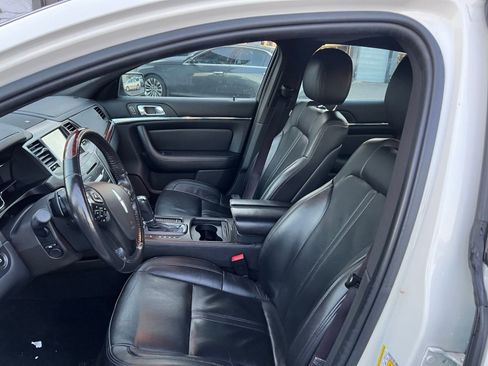 Used 2013 Lincoln MKS AWD image 10