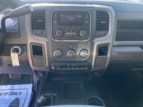 Used 2018 RAM 3500 Tradesman w/ Chrome Appearance Group AWD/4WD image 24