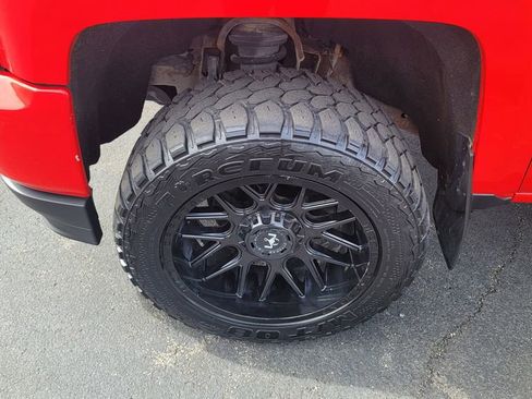 Used 2018 Chevrolet Silverado 1500 Custom w/ Custom Convenience Package image 6