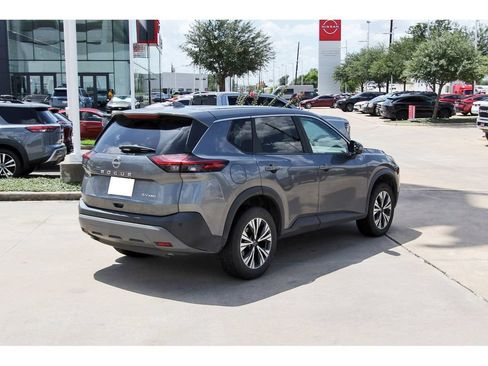 Used 2023 Nissan Rogue SV AWD/4WD image 5