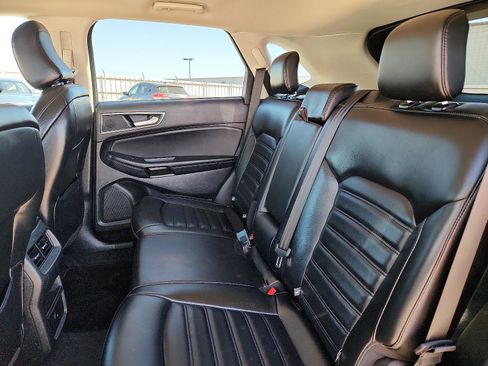 Used 2023 Ford Edge SEL image 10