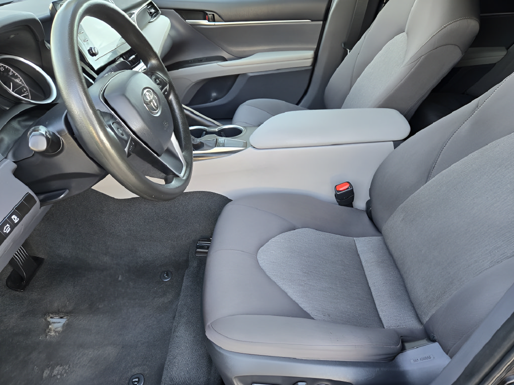 Used 2023 Toyota Camry LE FWD image 9