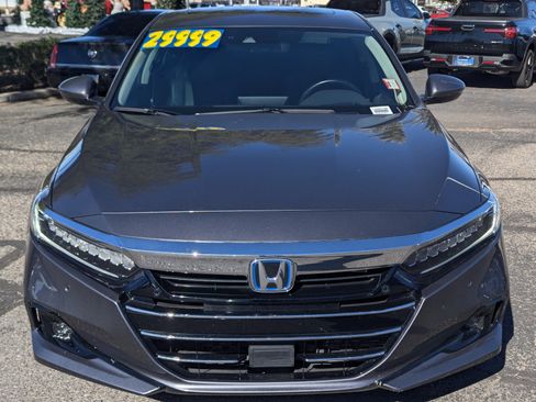 Used 2022 Honda Accord Touring image 6
