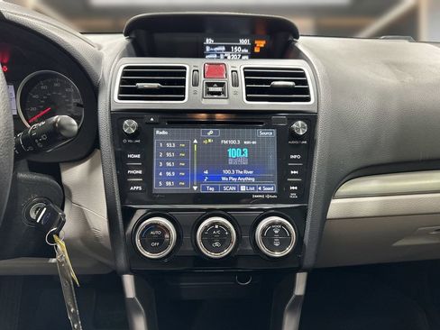 Used 2018 Subaru Forester 2.5i Premium w/ Protection Package #1 AWD/4WD image 19