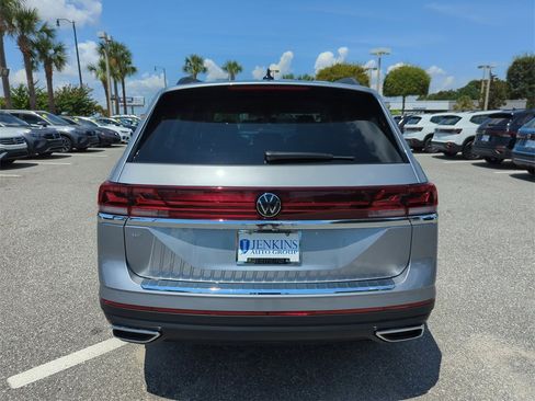 New 2026 Volkswagen Atlas SE image 6