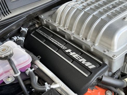 Used 2023 Dodge Challenger SRT Hellcat w/ Harmon/Kardon Sound Group image 15