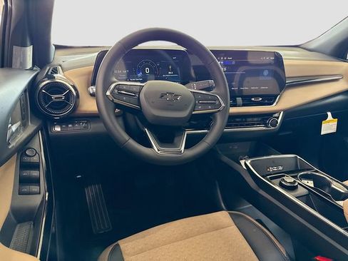 New 2026 Chevrolet Equinox ACTIV w/ Safety and Technology Package AWD/4WD image 23