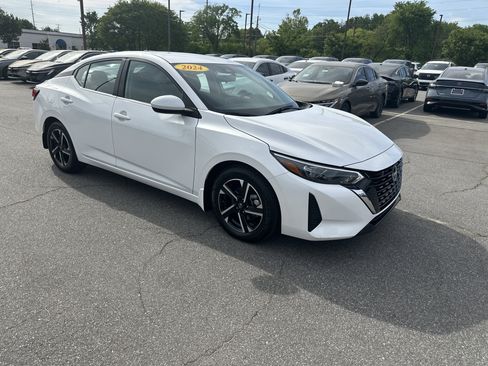 Certified 2024 Nissan Sentra SV w/ All-Weather Package image 3