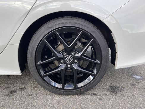 Used 2023 Honda Civic Sport image 23