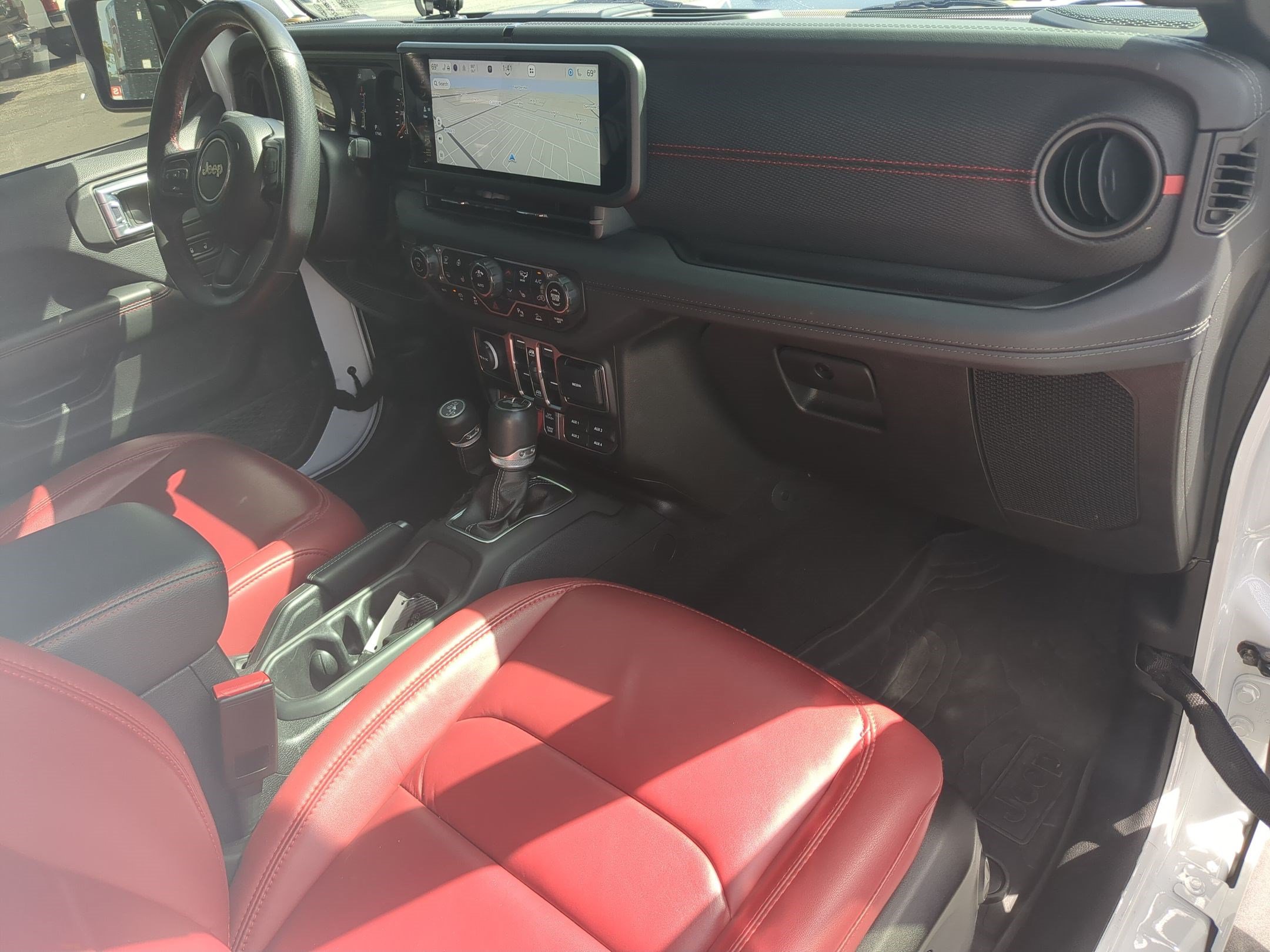 Used 2024 Jeep Wrangler Unlimited Rubicon 392 AWD/4WD image 34