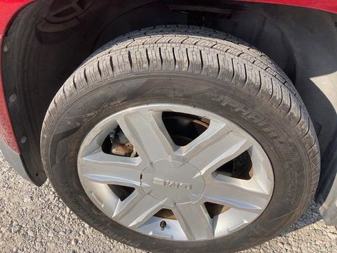 Used 2010 GMC Terrain SLT w/ Cargo Package image 12