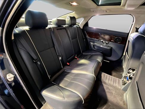 Used 2014 Jaguar XJ L Portfolio AWD/4WD image 19