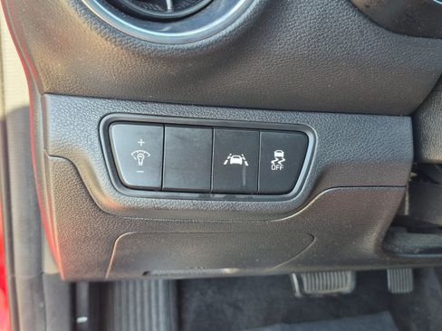 Used 2019 Kia Forte S w/ S Premium Package FWD image 28