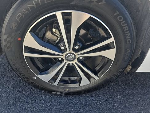 Used 2022 Nissan Sentra SV FWD image 37