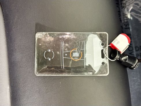 Used 2022 Tesla Model 3 Standard Range image 38