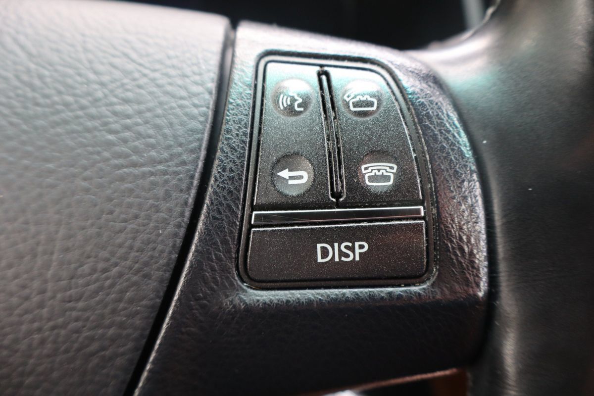 Used 2014 Lexus LS 460 AWD w/ Comfort Package image 31