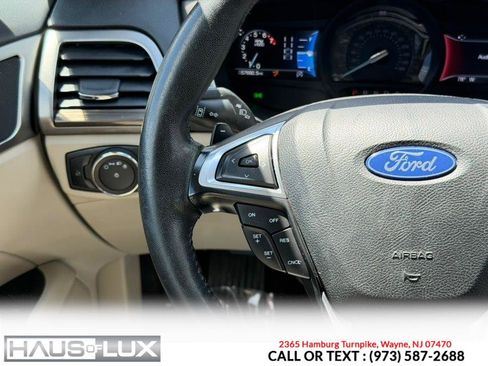 Used 2019 Ford Fusion SEL FWD image 25