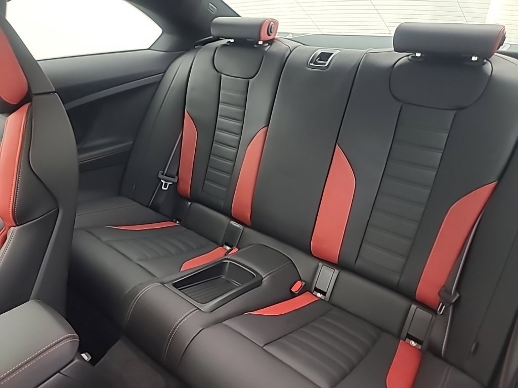 Used 2026 BMW M2 w/ Lighting Package RWD image 23
