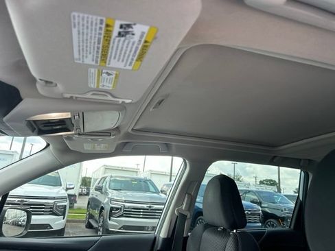Used 2023 Subaru Forester Premium AWD/4WD image 18