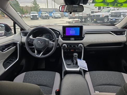 New 2025 Toyota RAV4 XLE image 21