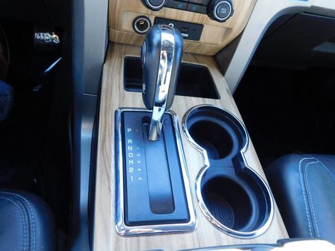 Used 2011 Ford F150 Lariat image 13