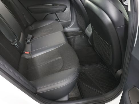 Used 2019 Kia Optima S FWD image 22