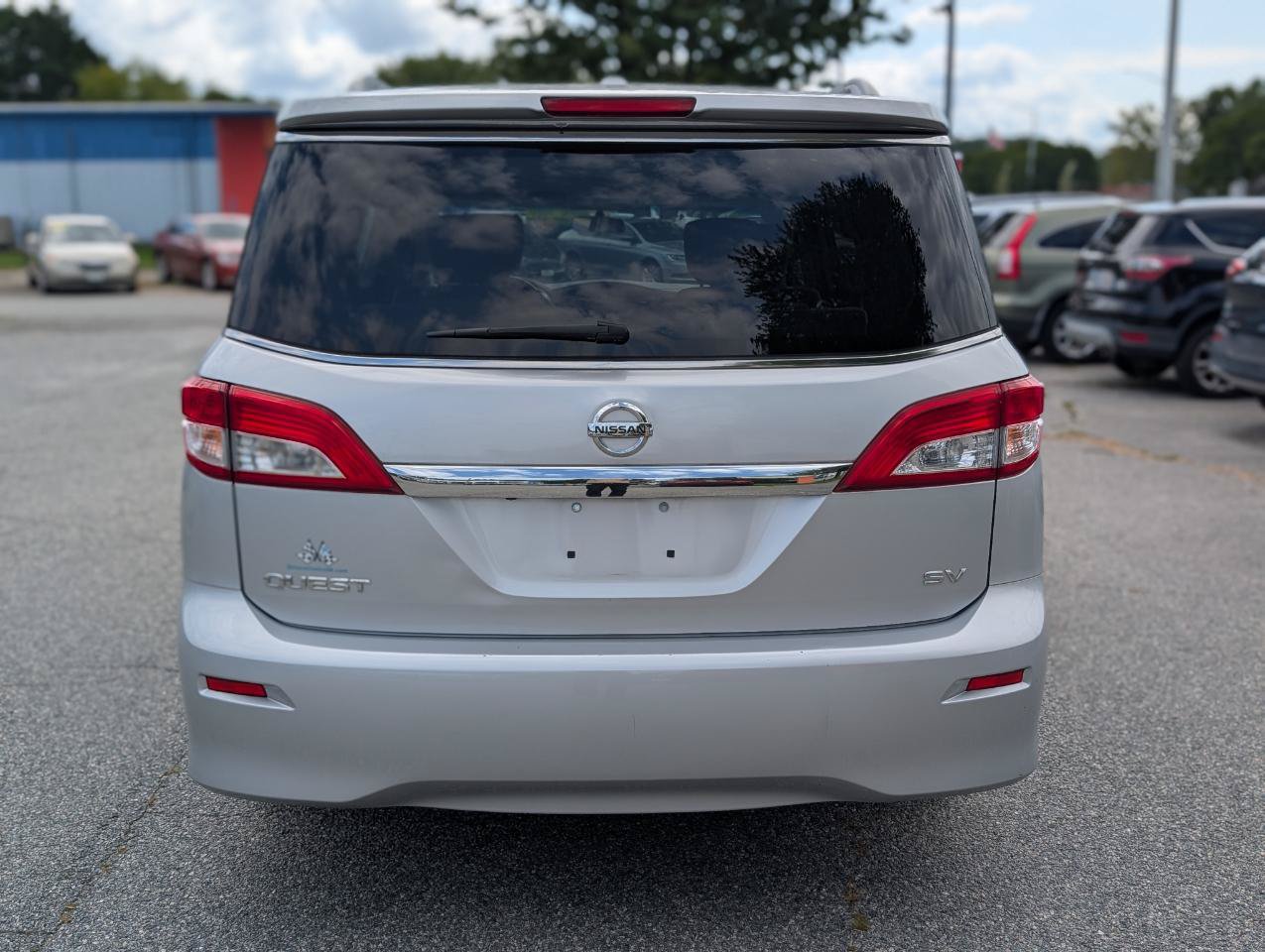Used 2017 Nissan Quest SV FWD image 6