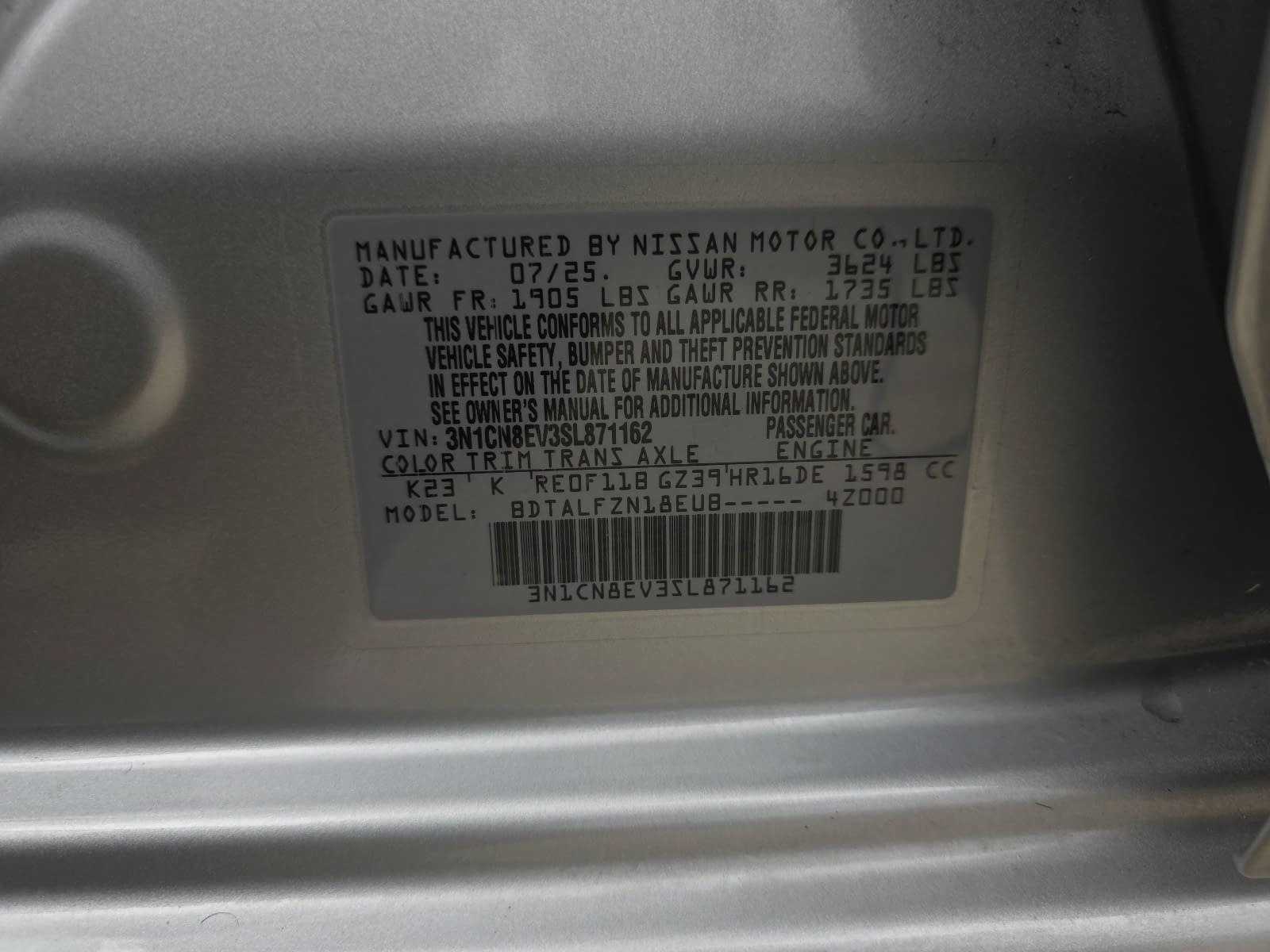 Used 2025 Nissan Versa SV w/ Trunk Package FWD image 30