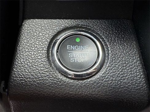 Used 2019 Ford F150 Platinum w/ Equipment Group 701A Luxury image 21