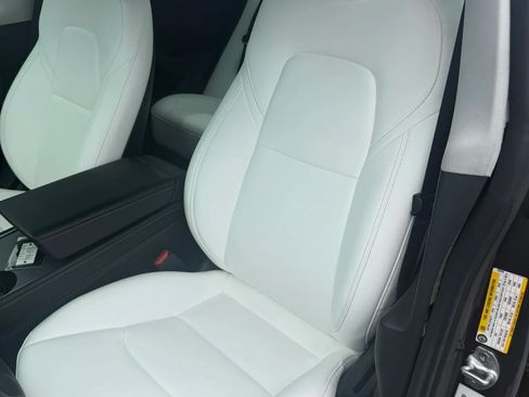 Used 2021 Tesla Model 3 Performance AWD/4WD image 7