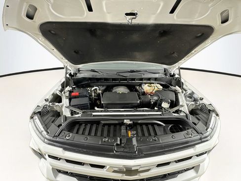 Used 2023 Chevrolet Silverado 1500 RST AWD/4WD image 24