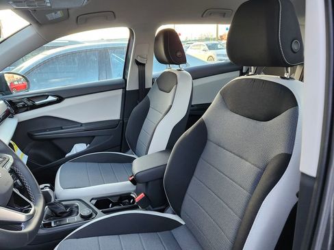 New 2026 Volkswagen Taos S image 7