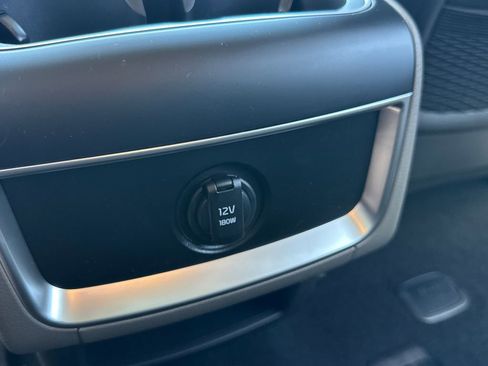New 2026 Kia Carnival EX FWD image 16