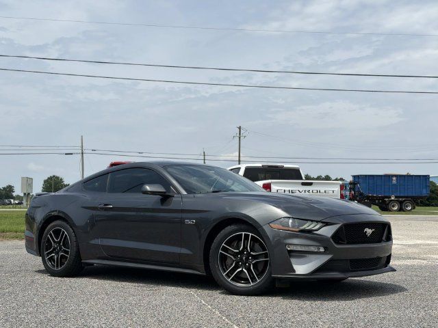 Used 2019 Ford Mustang GT RWD image 2