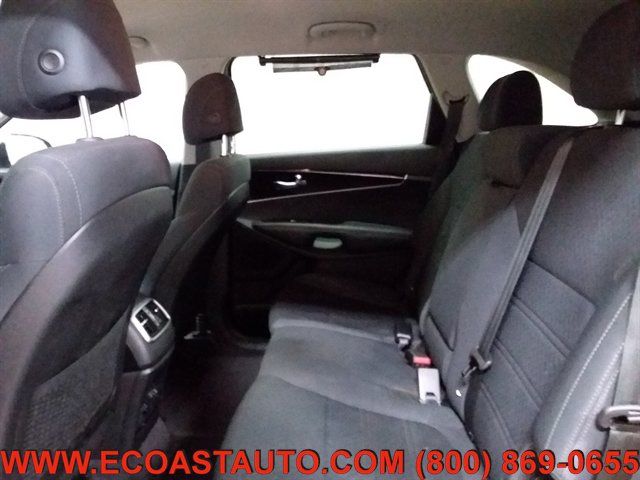 Used 2017 Kia Sorento FWD image 12
