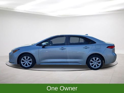 Used 2024 Toyota Corolla LE image 4